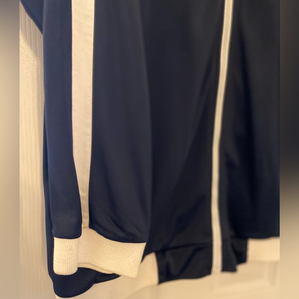 Lacoste Paris Size 9 Navy & White Men’s Zip Jacket Tennis Vintage Crocodile Logo - Picture 9 of 11